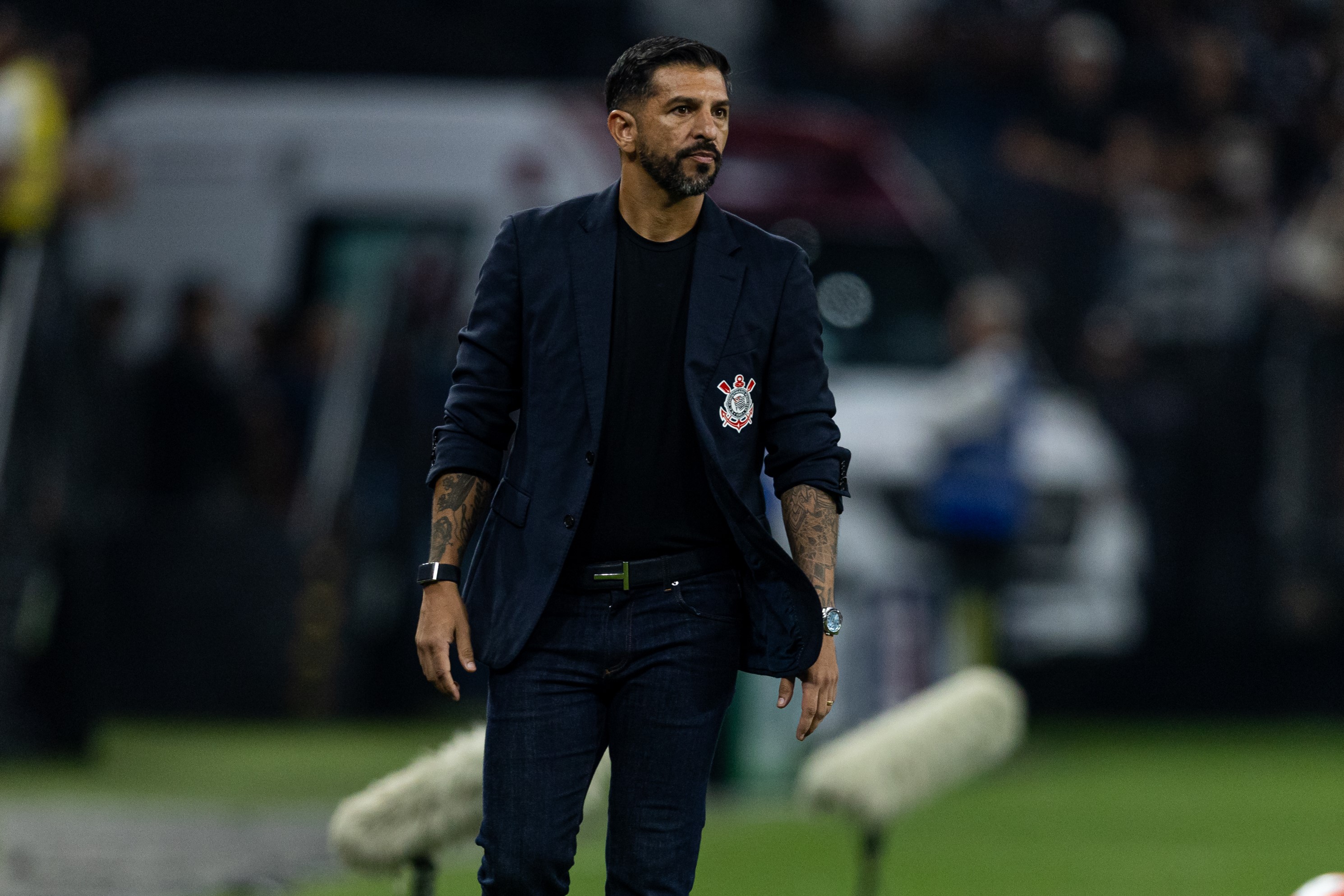 Pressão Natural no Corinthians: O Que É Discutido no Vestuário é do Futebol