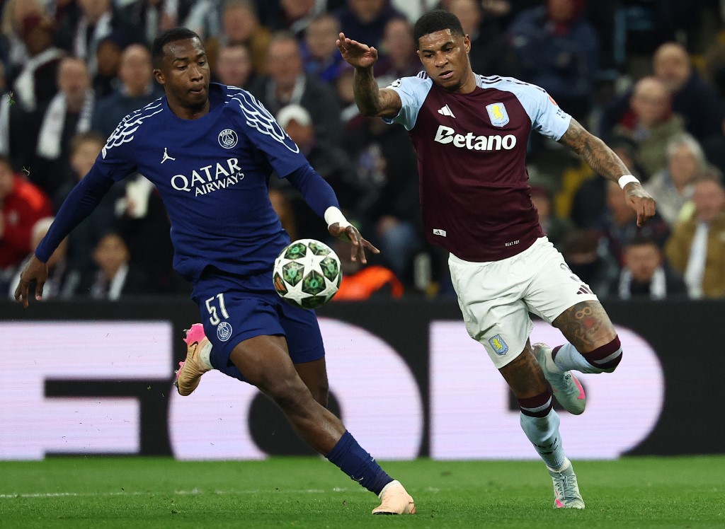 Veja imagens da partida entre PSG e Aston Villa pela Liga dos Campeões ...