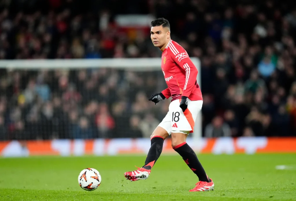 Casemiro em ação pelo Manchester United