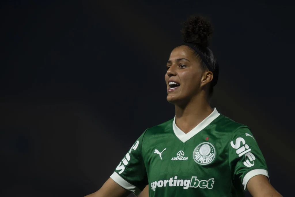 Amanda Guterres, atacante do Palmeiras
