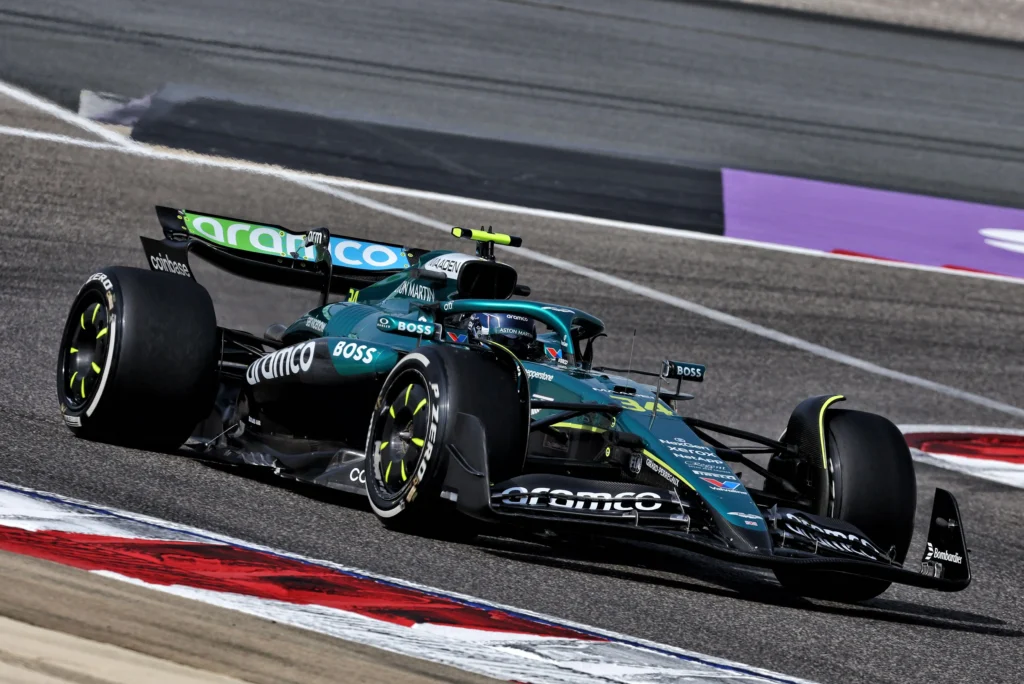 Brasileiro Felipe Drugovich, piloto de testes da Aston Martin no TL1 do GP do Bahrein