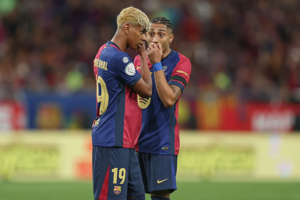 Yamal e Raphinha fazem grande campanha na Champions League pelo Barcelona