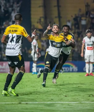 Classificações do Brasileirão Série B 2025: veja pontuações de ontem