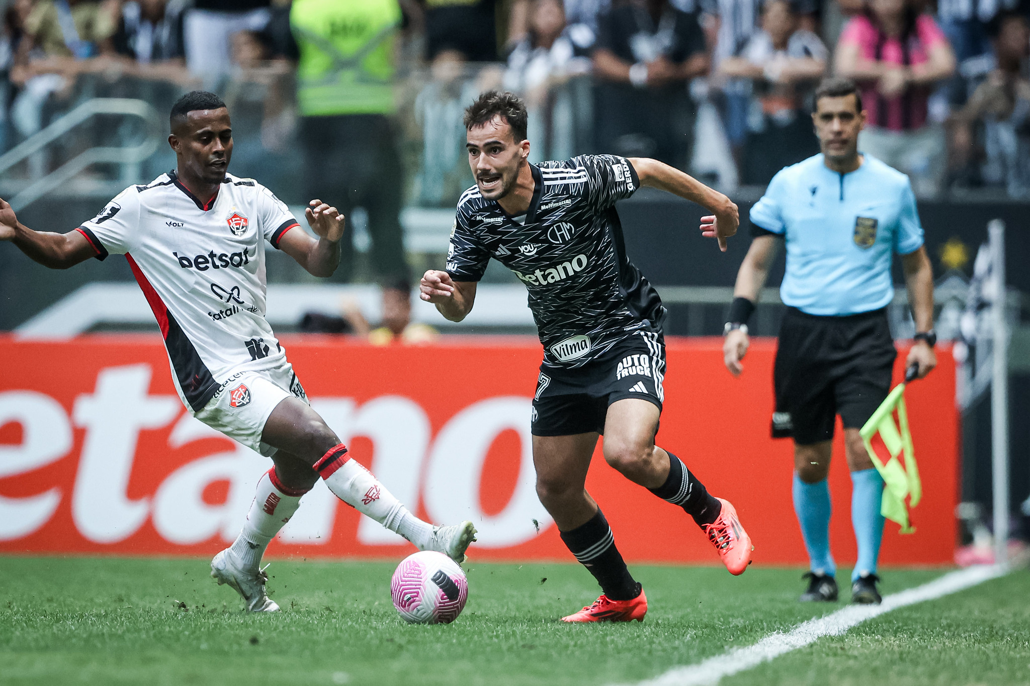 Atlético-MG x Vitória: prováveis escalações e onde assistir