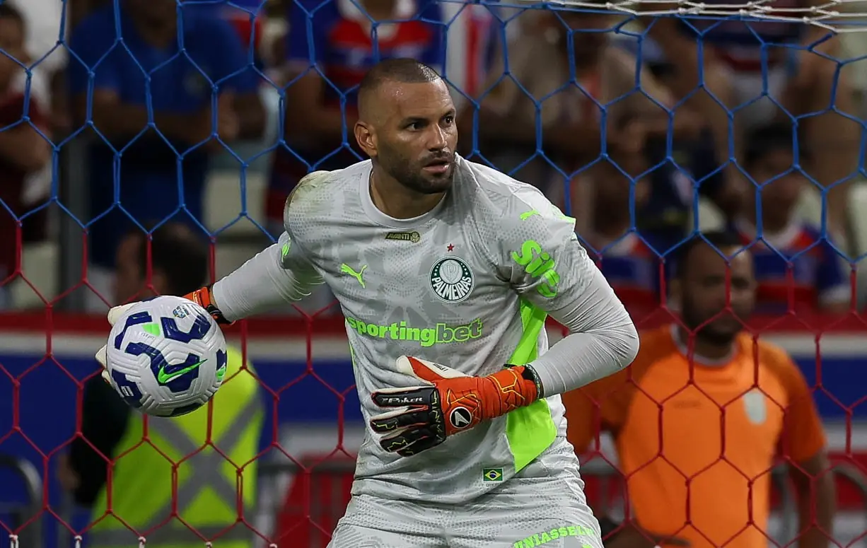 Após garantir vitória sobre o Fortaleza, Weverton aponta sofrimento desnecessário do Palmeiras e mira sequência na Libertadores Imagem ilustrativa para a matéria