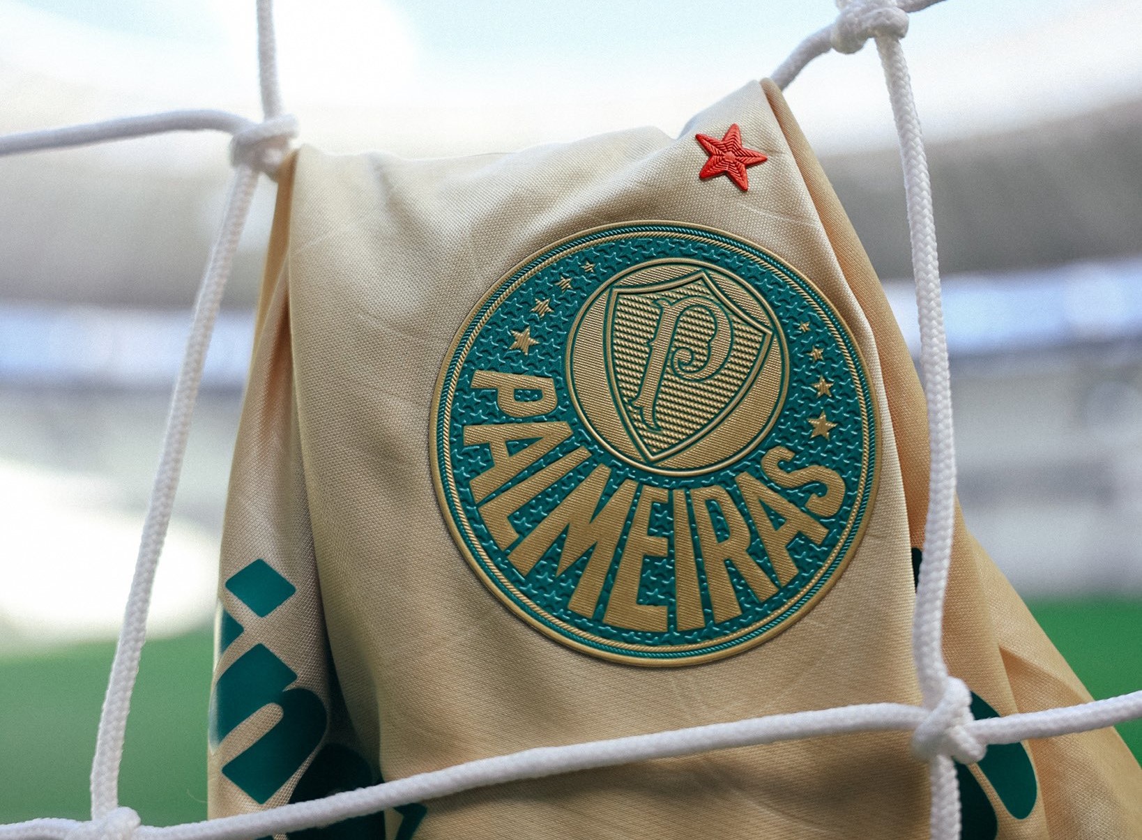 Palmeiras Escala Estêvão e Vitor Roque Como Titulares na Copa do Brasil.