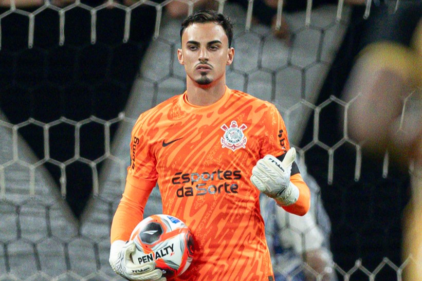 Donelli revela confiança no Corinthians após vitória sem sofrer gols.