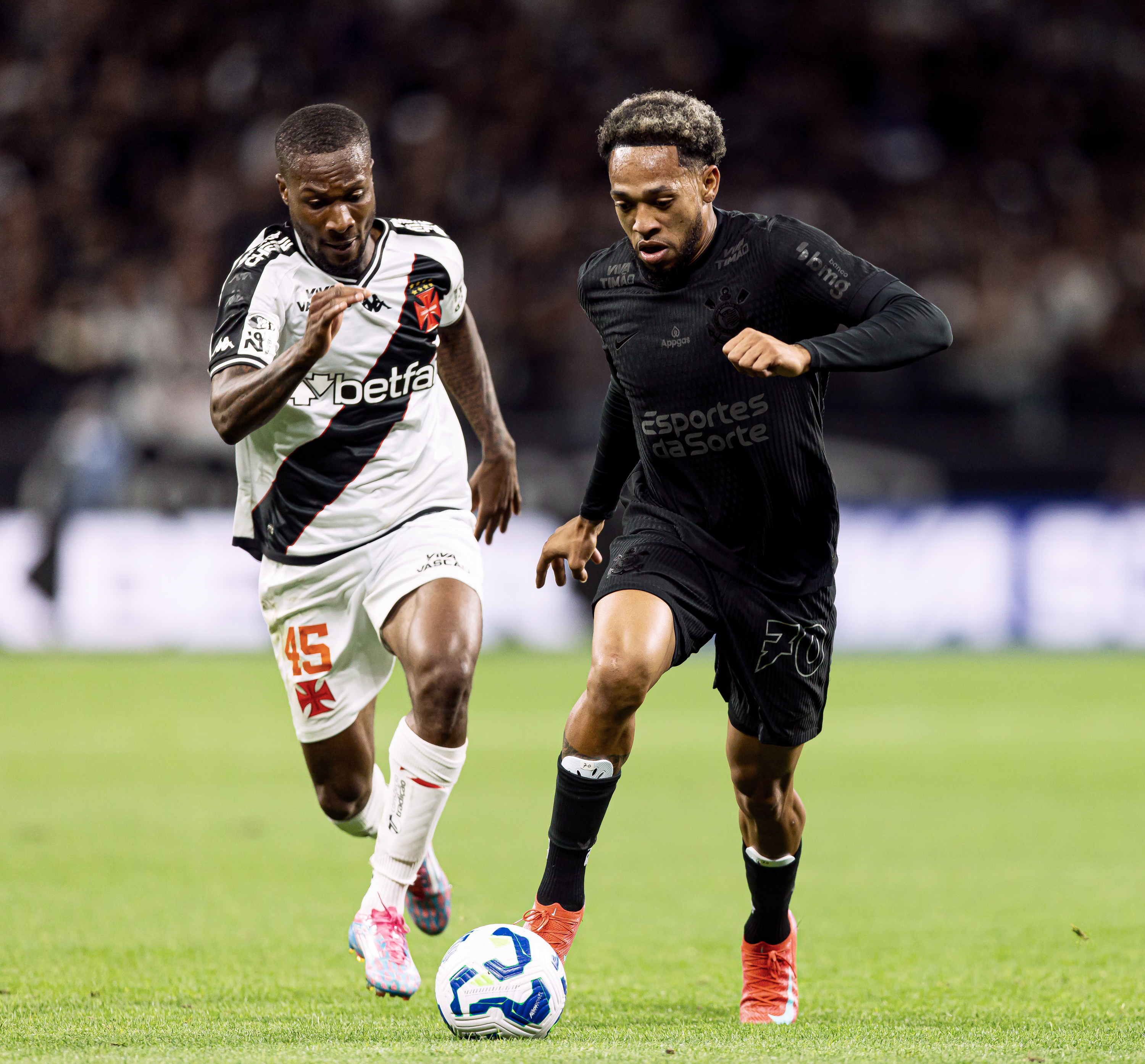 Corinthians desafia o Vasco fora de casa e mantém vantagem em confrontos recentes