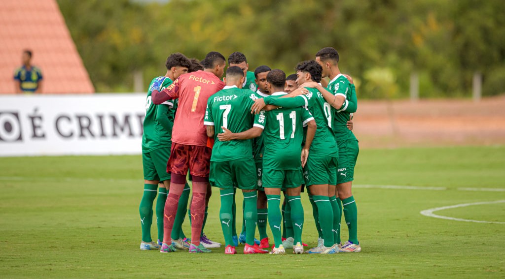 FIM DE JOGO! Palmeiras vence Grêmio com gol no fim e segue líder no Brasileiro sub-20