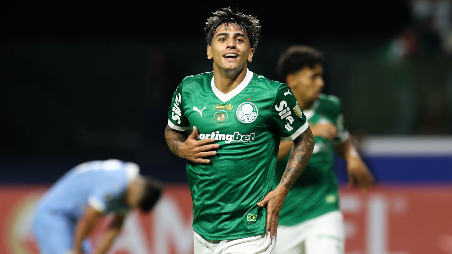 Facundo Torres comanda ataques do Palmeiras no Campeonato Brasileiro.
