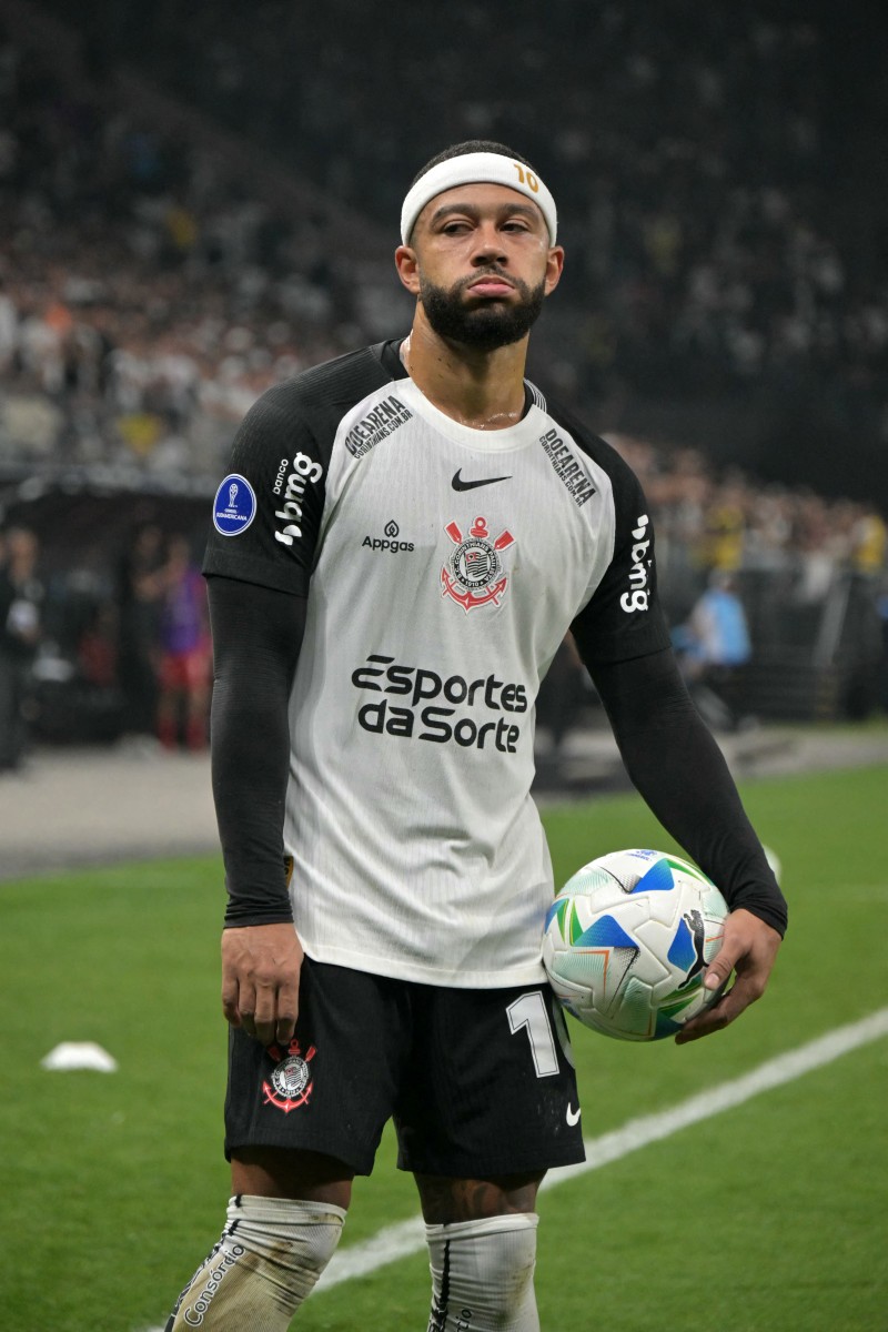 Corinthians amarga nova derrota em Itaquera e vê campanha no Brasileiro desmoronar