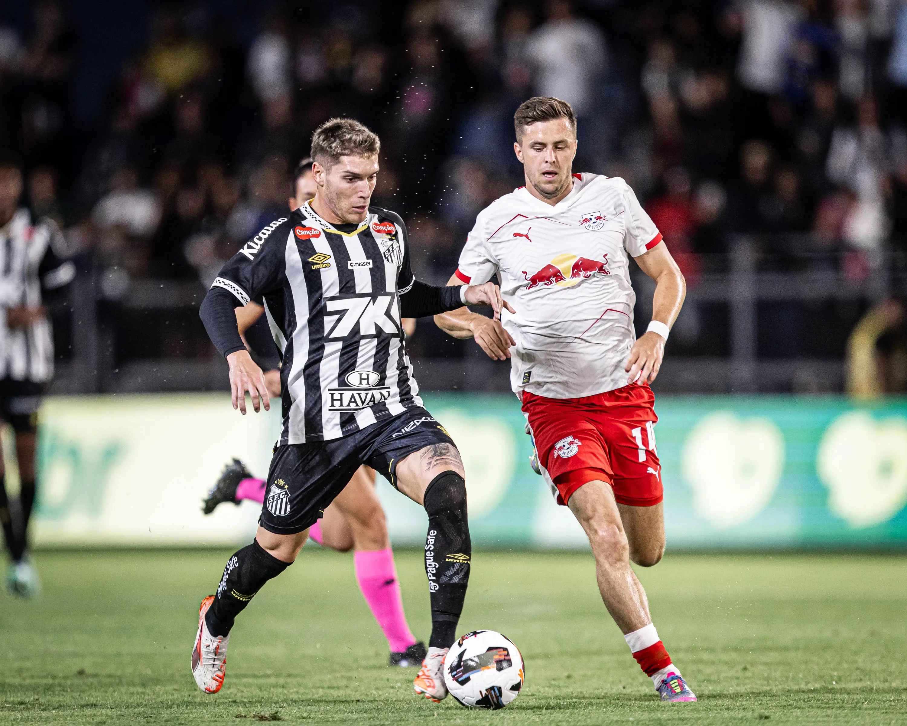 Veja fotos do amistoso entre Santos e Red Bull Leipzig Imagem ilustrativa para a matéria