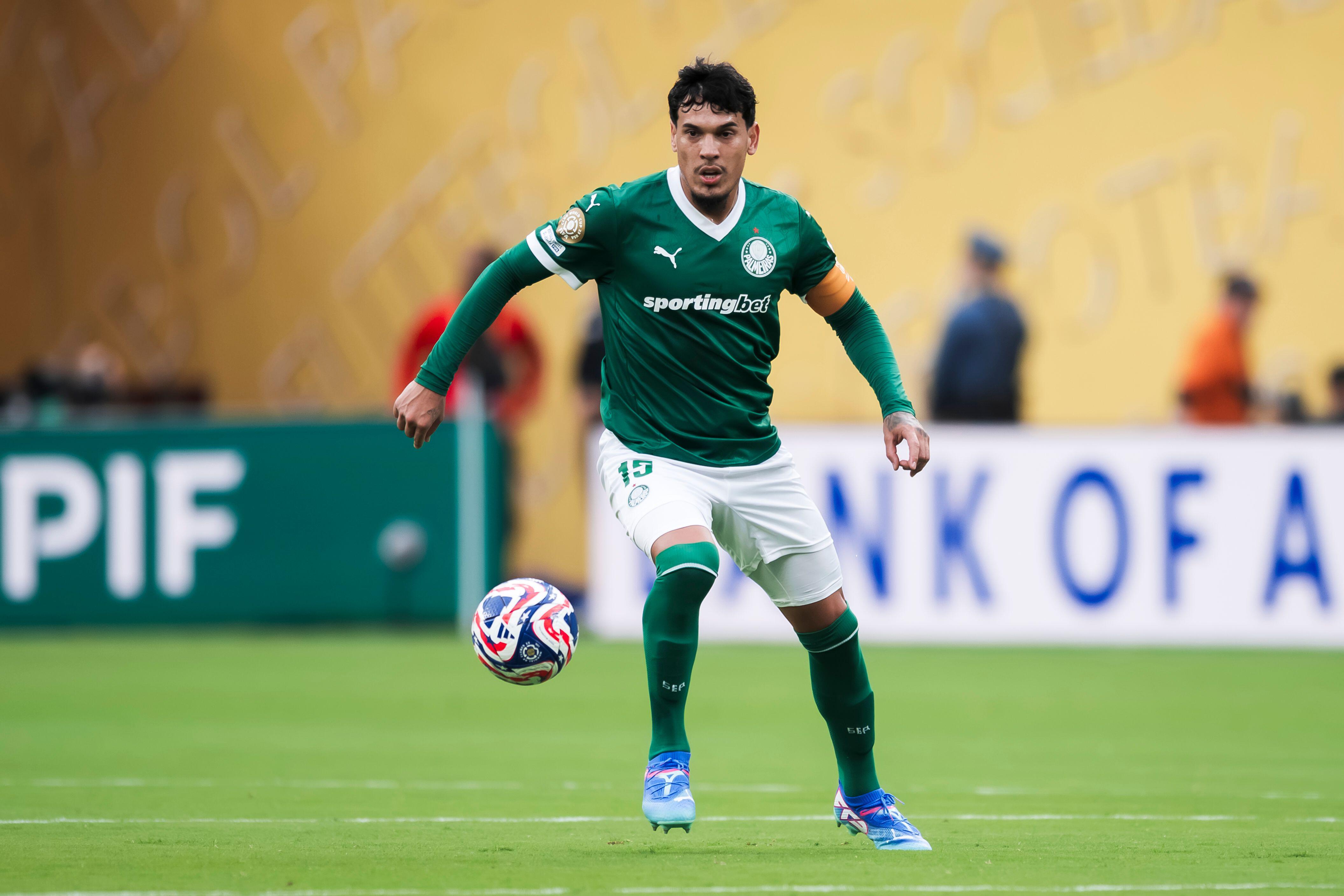 Gustavo Gómez conquista 100ª vitória no Brasileirão e avança no Palmeiras.