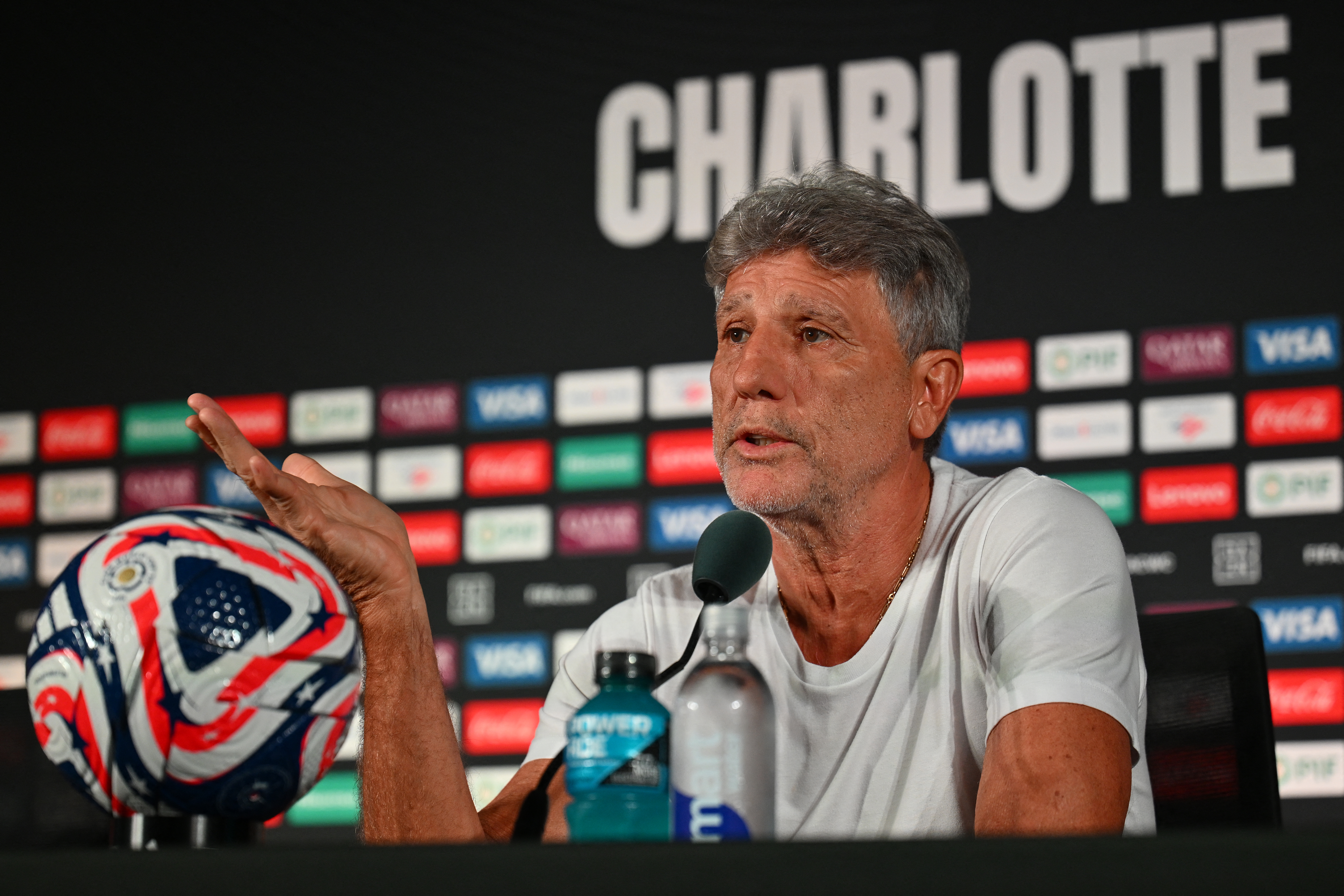 Renato Gaúcho elogia Desempenho de Fluminense e Palmeiras no Mundial