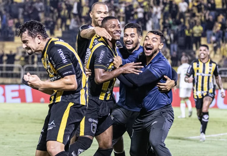 Volta Redonda x Operário: veja prováveis escalações e onde assistir ao duelo pela Série B Imagem ilustrativa para a matéria
