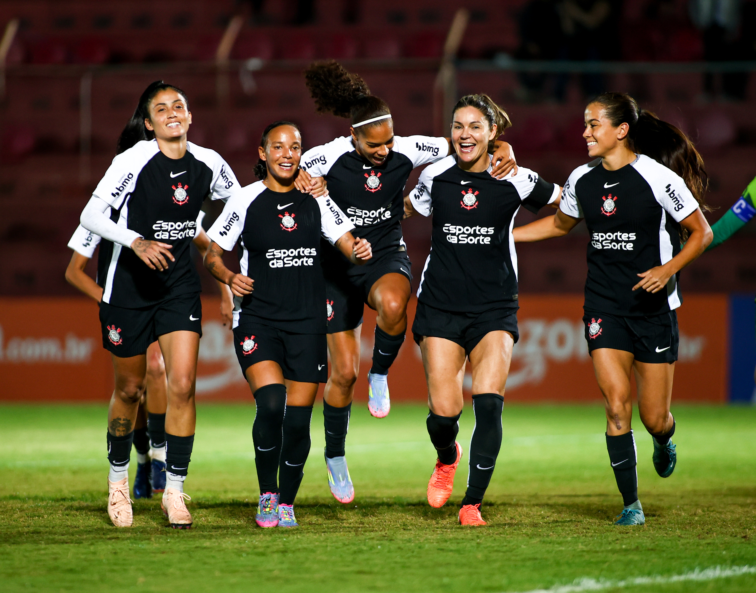Corinthians x Flamengo: veja onde assistir ao jogo de hoje pelo ...