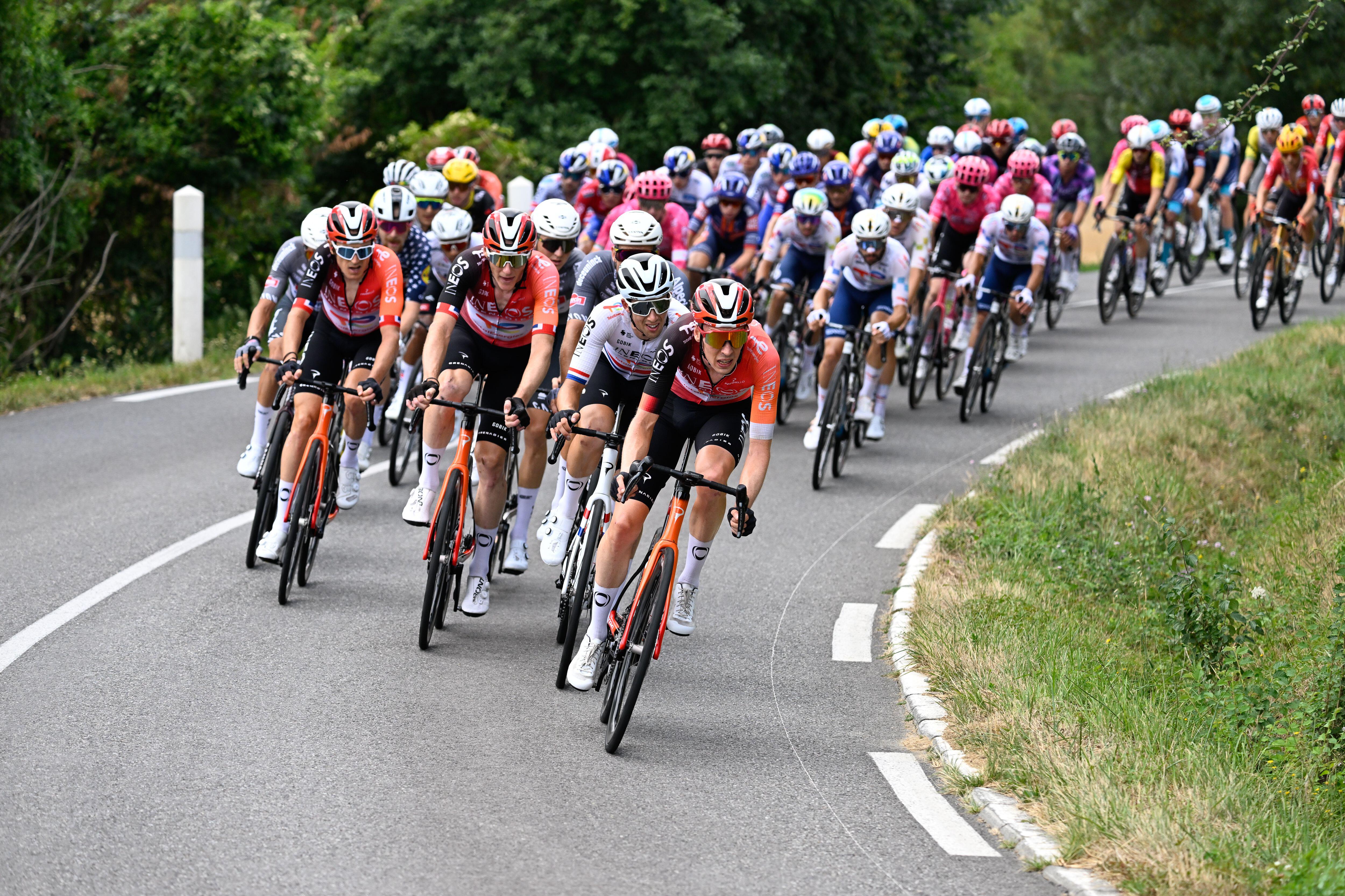 Ciclista belga transgênero impedida de competir vence processo contra UCI por discriminação