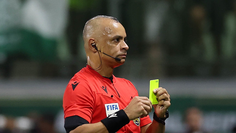 Confira arbitragem definida para confronto Corinthians x Palmeiras das oitavas da Copa do Brasil.