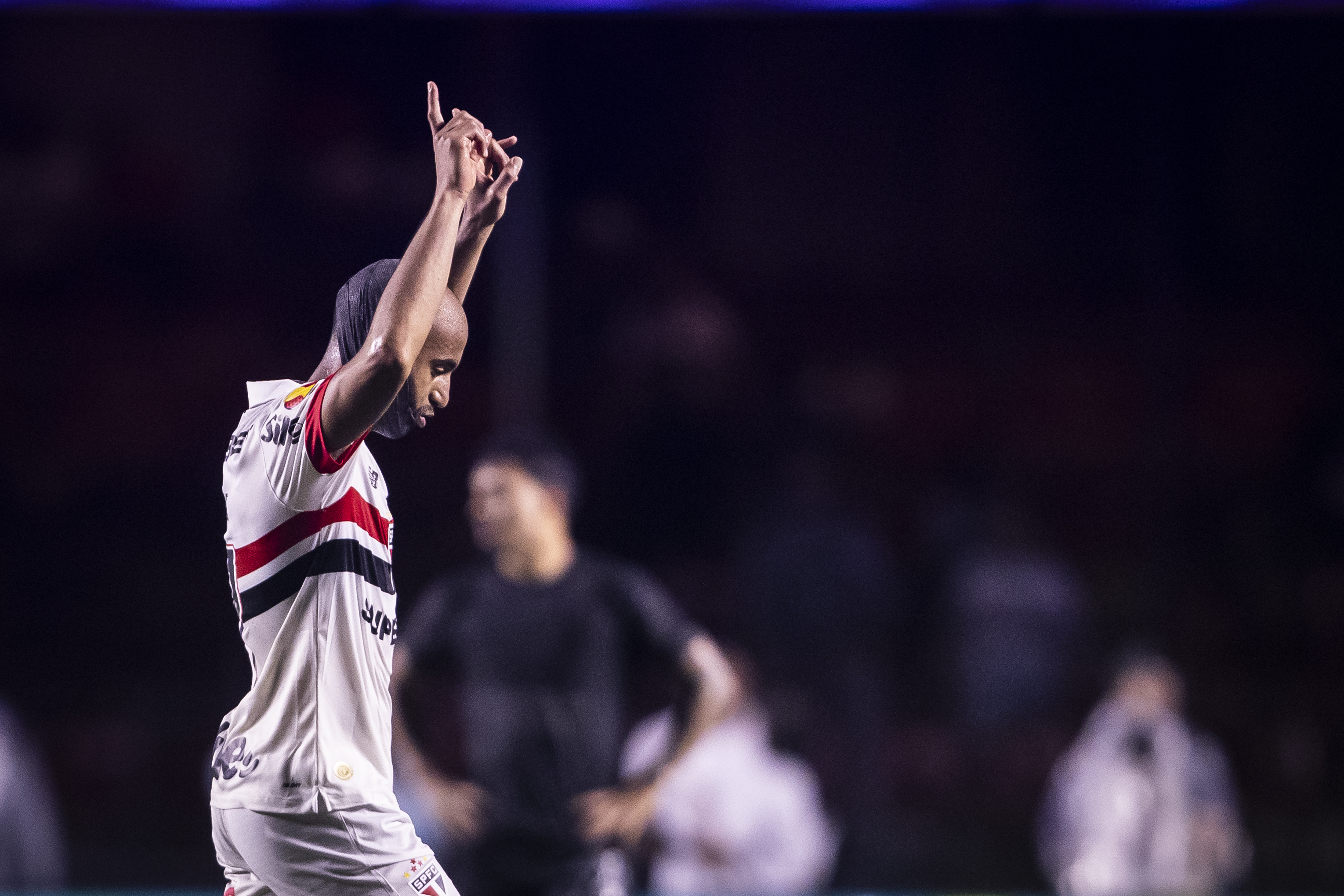 Corinthians enfrentará São Paulo sem artilheiro após escapar de carrasco recente