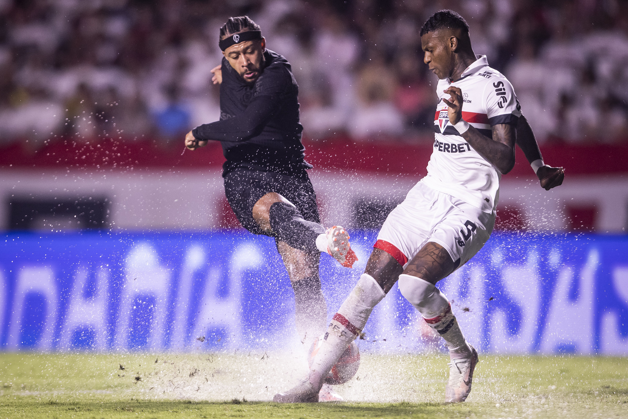 Onde assistir AO VIVO: São Paulo x Corinthians? Todos os detalhes para não perder o clássico do Brasileirão!