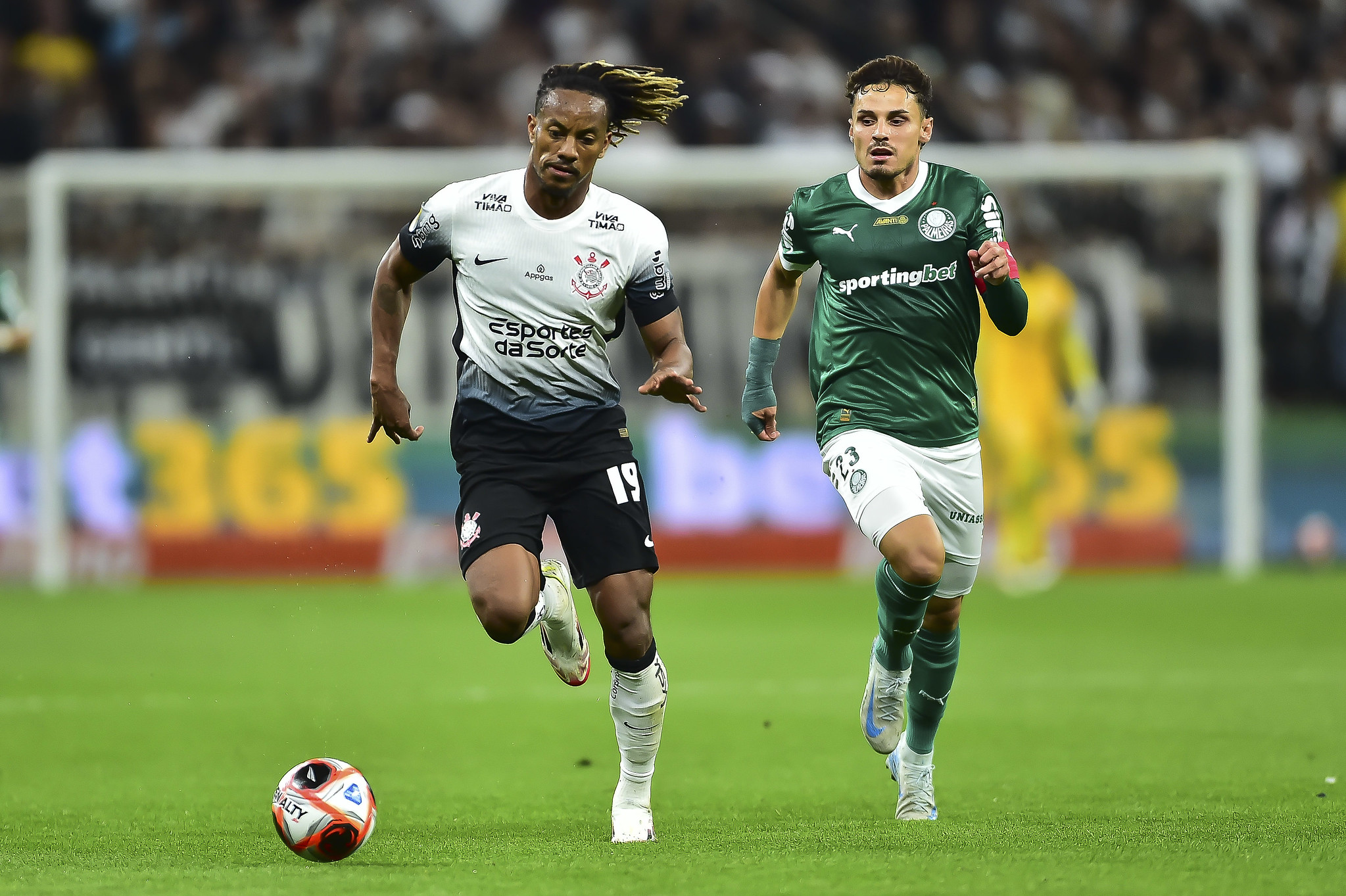 Troca de Técnico no Corinthians e Palmeiras: Novas Estratégias após o Paulistão.