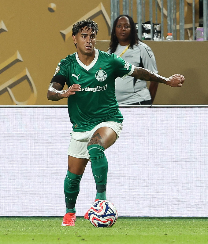 Facundo é avaliado pela torcida do Palmeiras: temporada considerada 