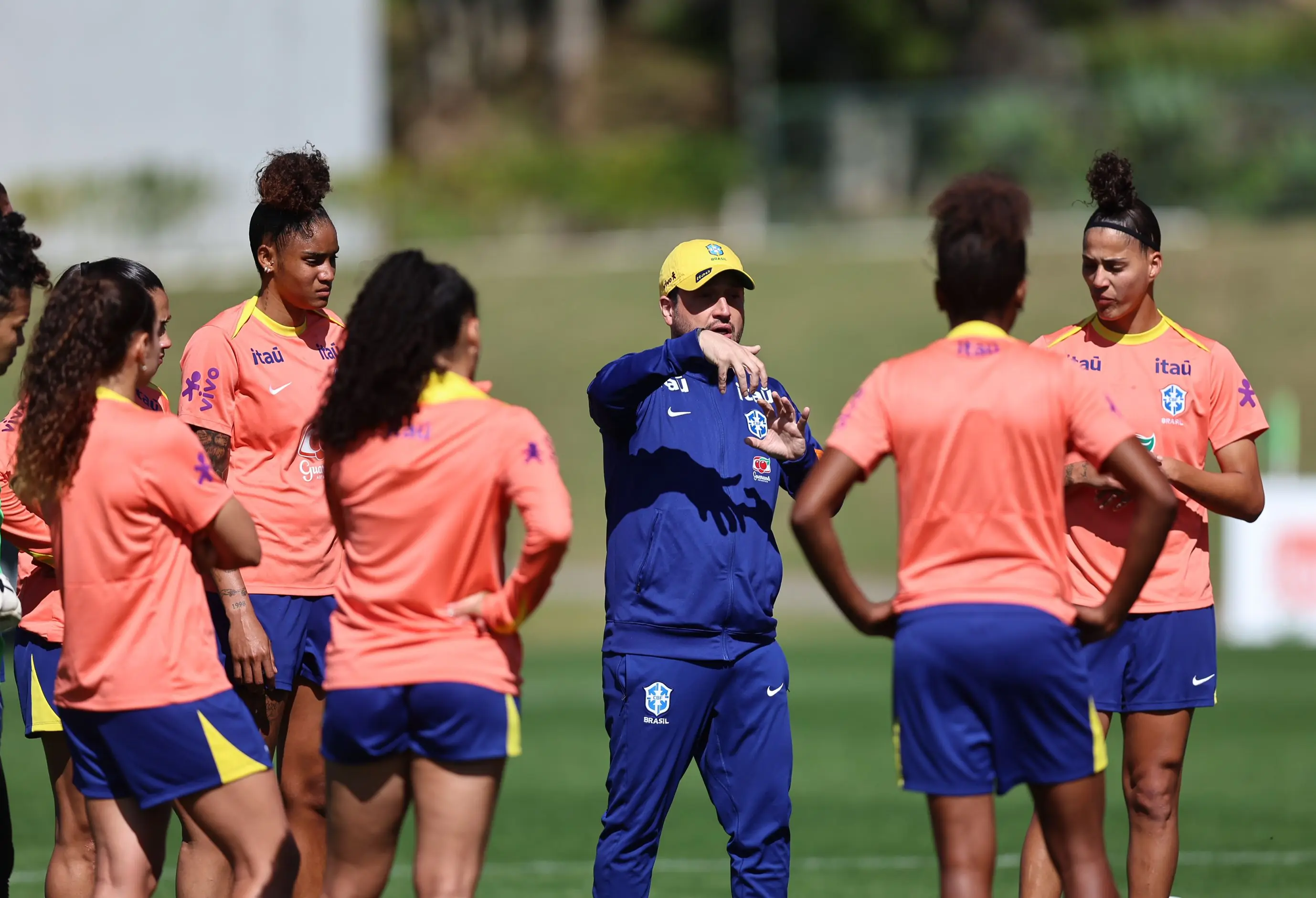 “Temos a responsabilidade de vencer”, diz técnico da Seleção feminina sobre Copa América