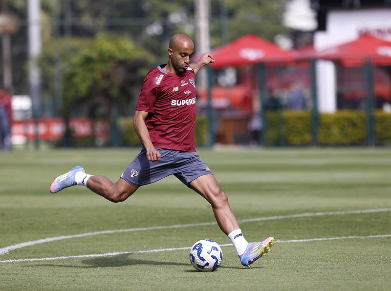 Lucas Moura e Lucas Ferreira ficam de fora contra o Flamengo