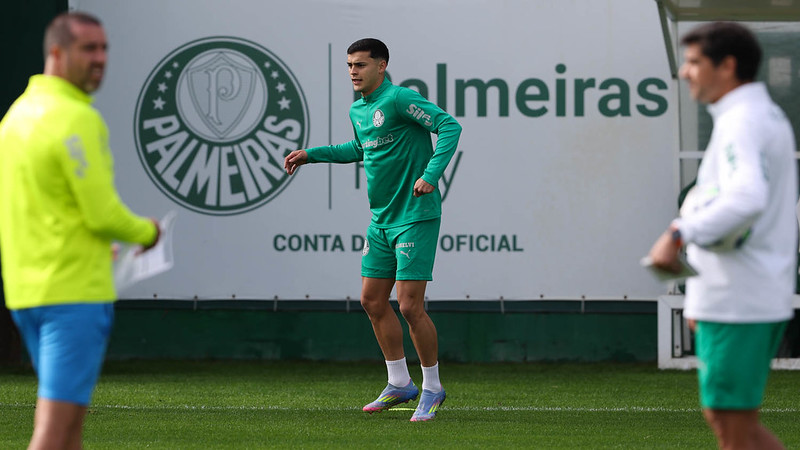 Ramón Sosa regularizado no BID e apto para estrear pelo Palmeiras.