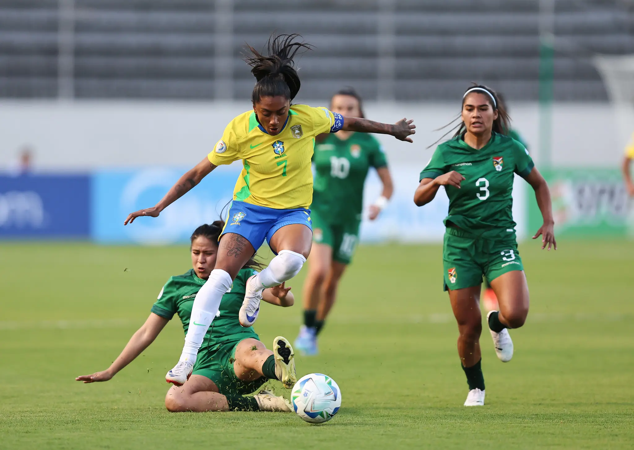 Veja fotos do duelo entre Brasil e Bolívia pela Copa América feminina