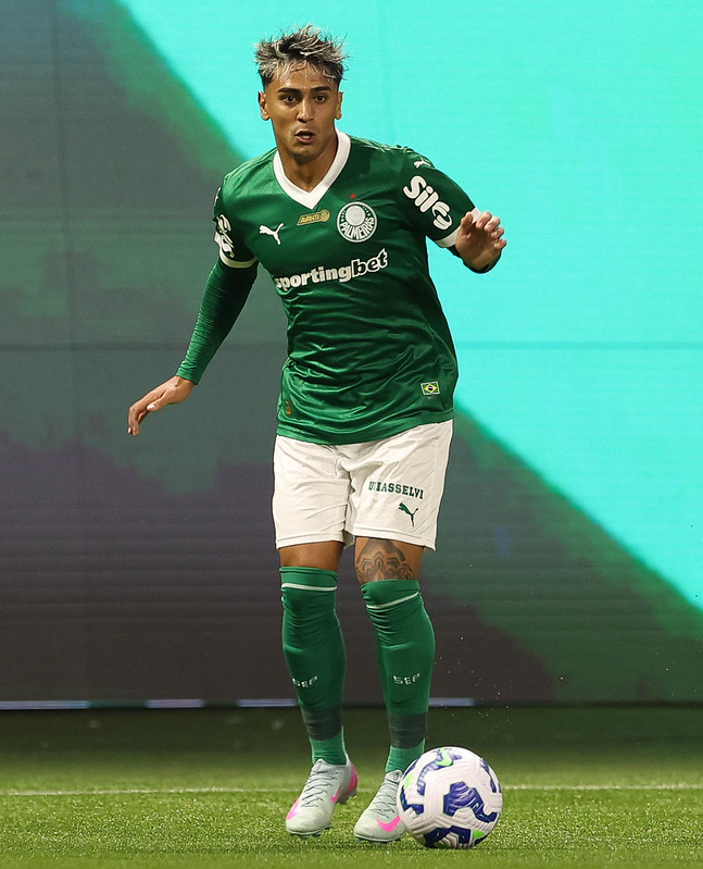 Facundo Torres analisa alterações no ataque do Palmeiras após empate com Mirassol