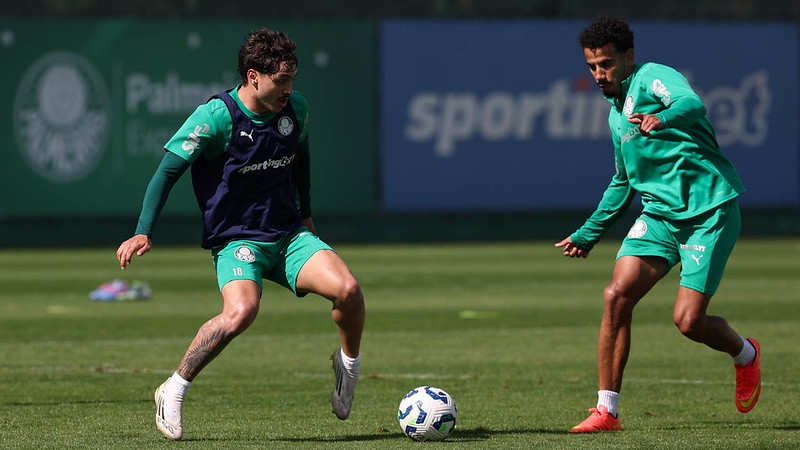 DE PROMESSA A PEÇA-CHAVE: Maurício completa 1 ano no Palmeiras com marca de respeito!