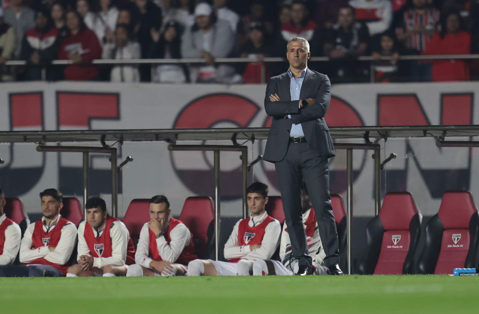 Crespo acredita que São Paulo deve enfrentar todos os adversários dessa forma