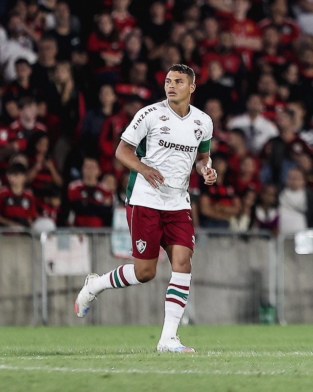Confronto entre Flamengo e Fluminense no Brasileirão: veja as fotos do jogo.
