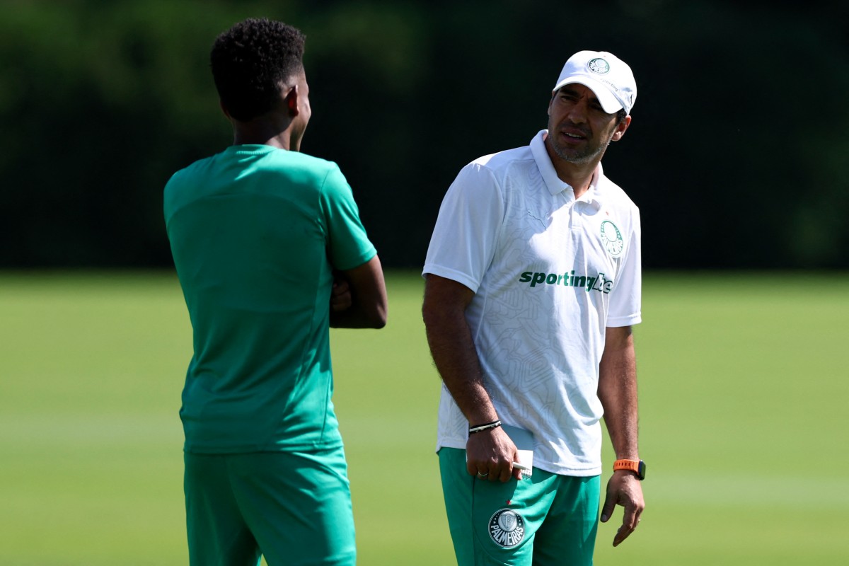 Abel Considera Chelsea Superior ao Palmeiras e Faz Projeção para Estêvão.