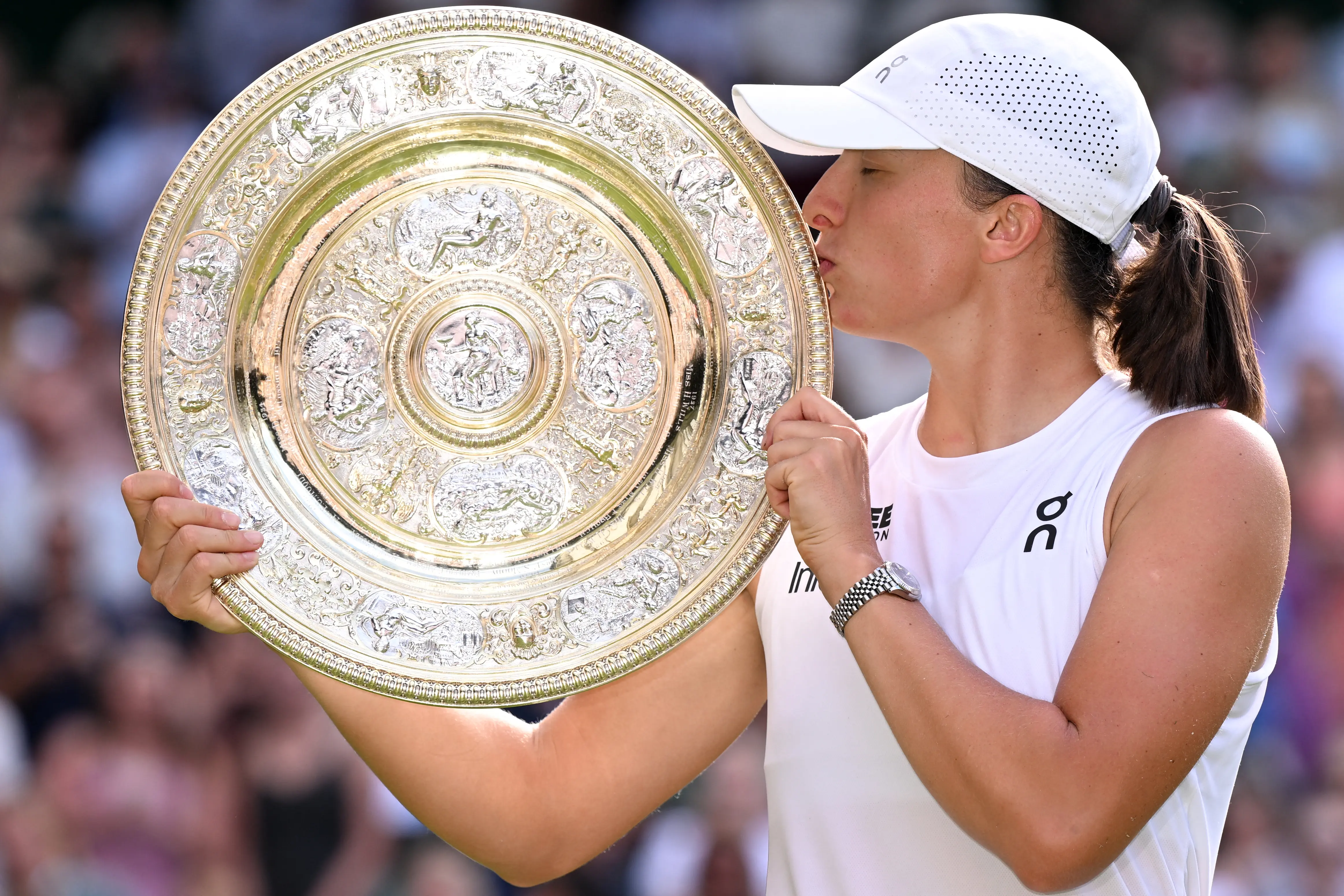 Swiatek confirma favoritismo, atropela Anisimova e conquista título inédito de Wimbledon Imagem ilustrativa para a matéria