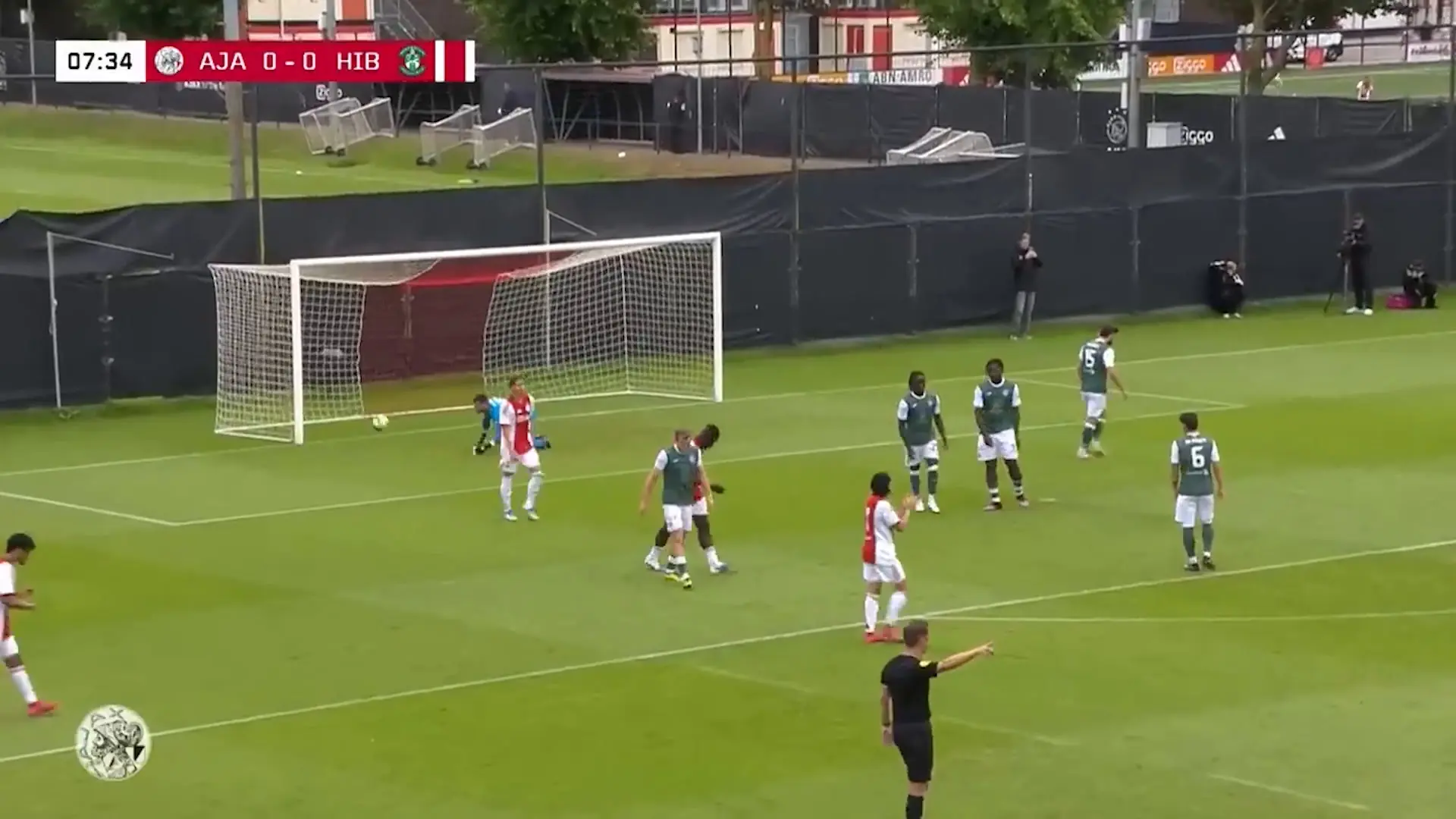 Ajax atropela o Hibernian em partida amistosa