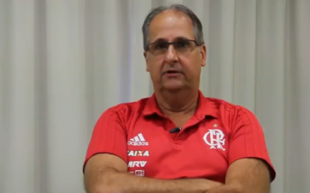 Flamengo dispensa diretor da base Carlos Noval em decisão inesperada.