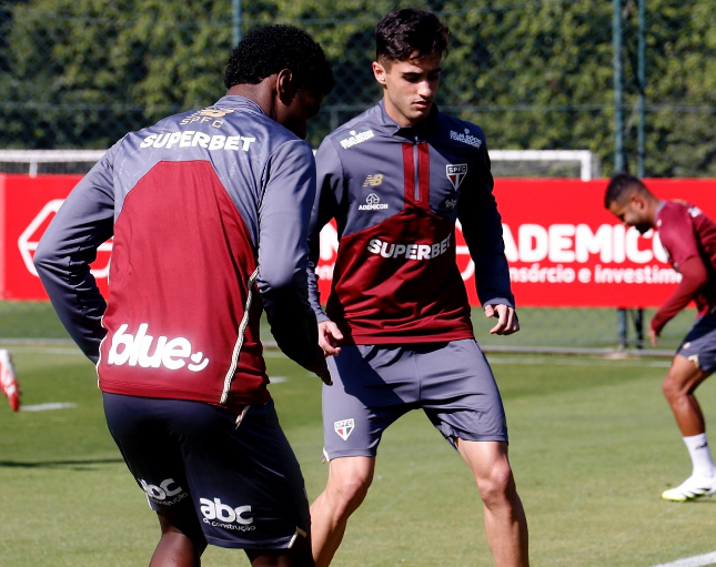 Lucas Ferreira participa de treino e São Paulo finaliza preparação contra o Red Bull Bragantino