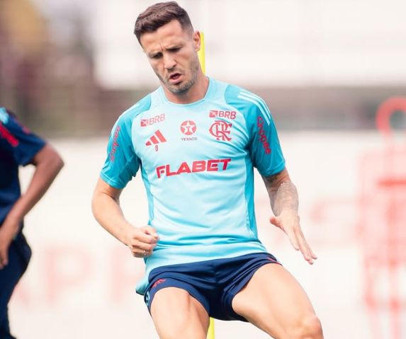 Flamengo se prepara para enfrentar o Atlético-MG com Saúl no elenco.