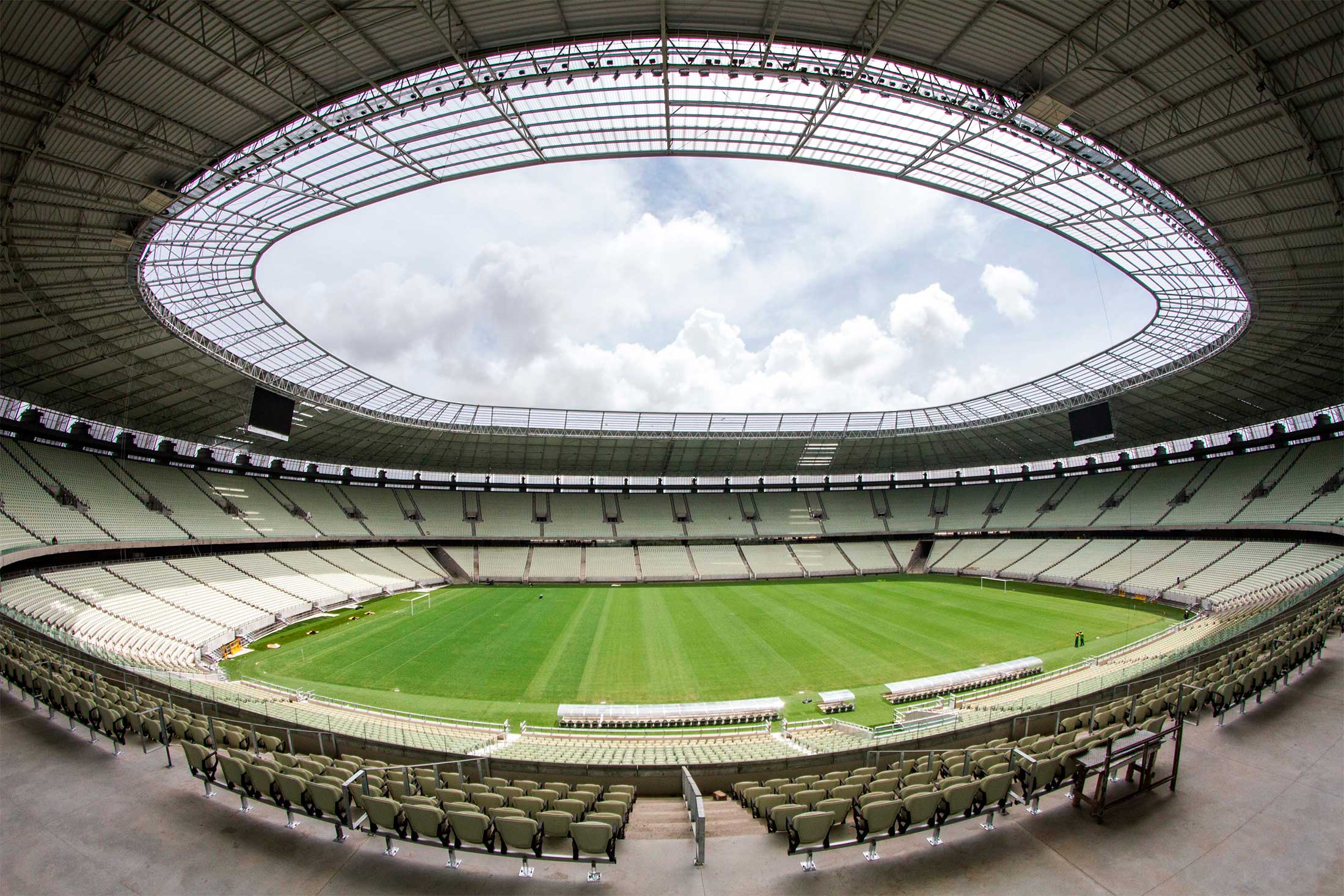 HOJE TEM TIMÃO! Ceará x Corinthians: veja onde assistir o duelo do Brasileirão