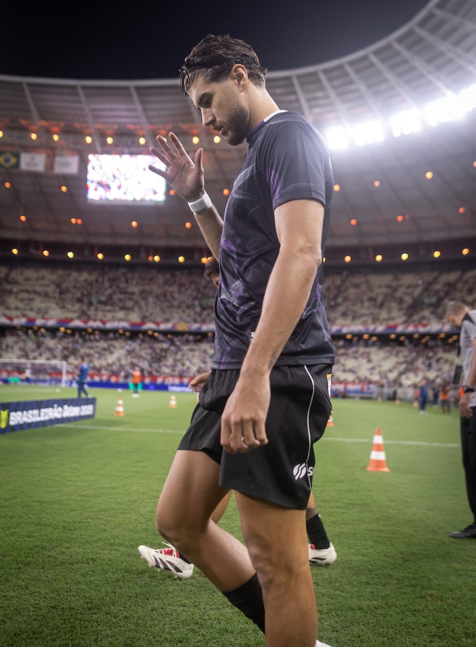 Suspensões beneficiam Corinthians em jogo contra Ceará no Brasileirão.