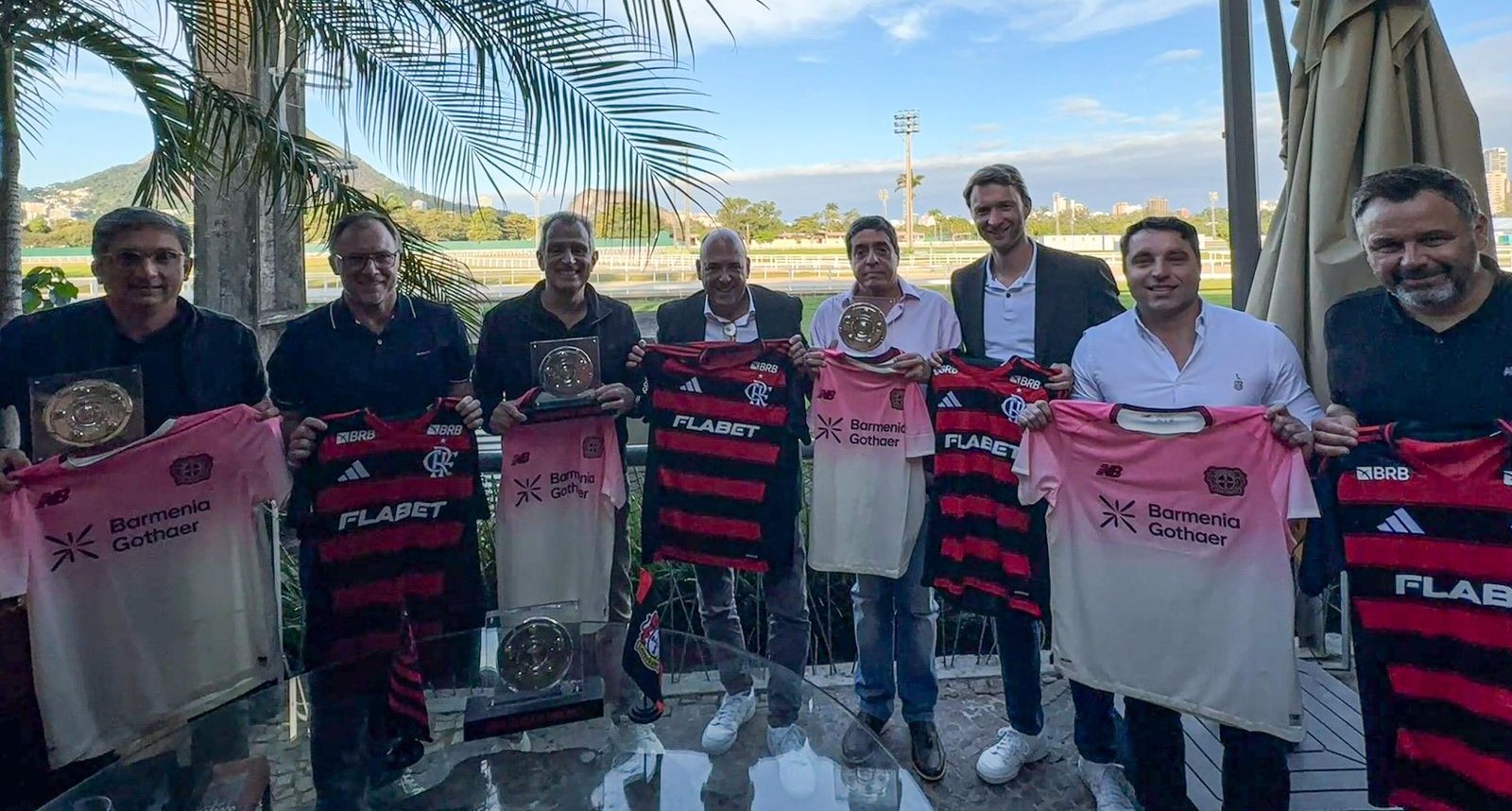 Reunião de Diretores do Flamengo e Bayer Leverkusen no Rio de Janeiro