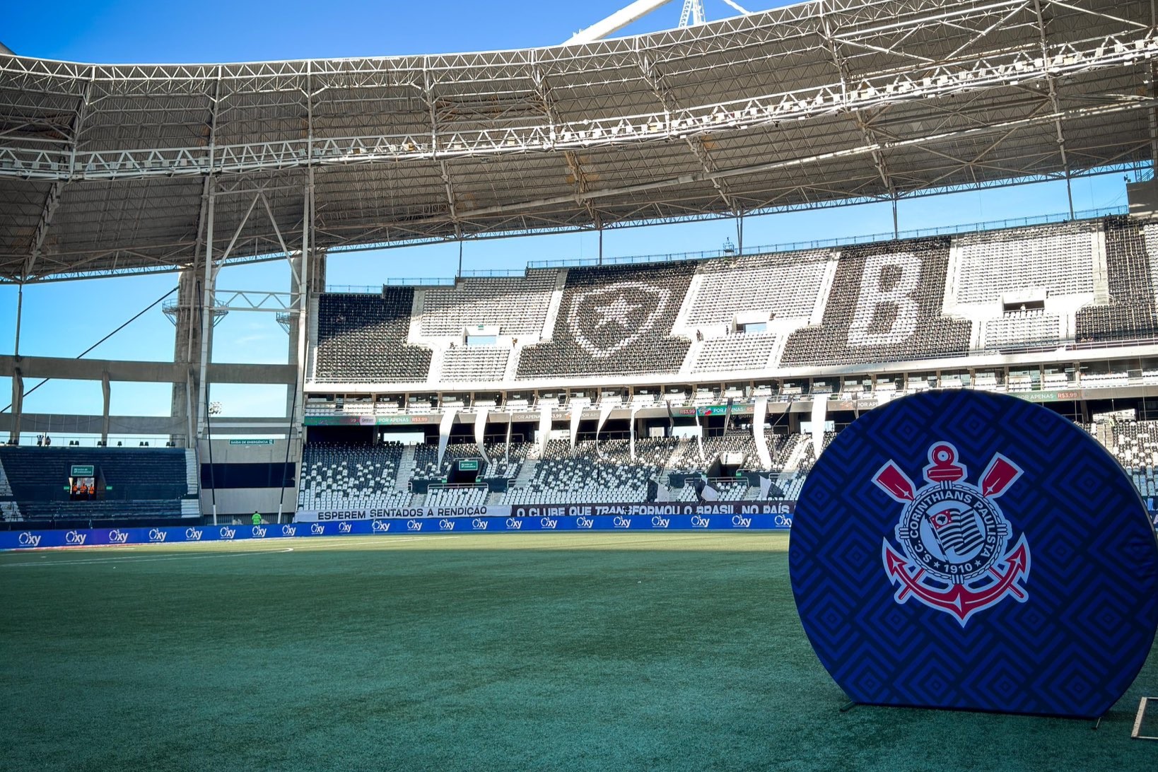 Corinthians escalado com equipe mista para enfrentar o Botafogo