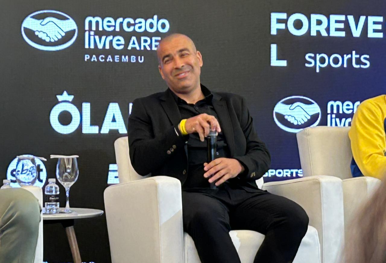 FALA, ÍDOLO! Sheik declara arrependimento por mordida em final e se declara a Tite