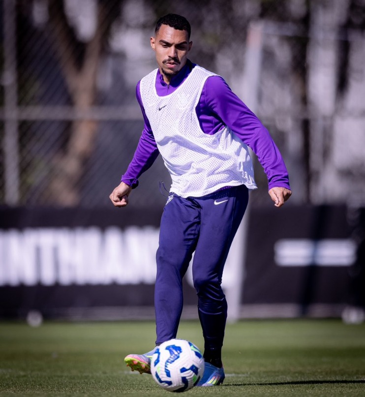 Treino do Corinthians: Imagens da Preparação Exclusiva para Próximo Desafio Importante.