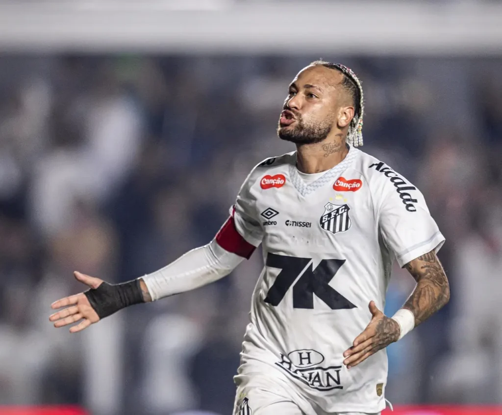 Neymar supera Tiquinho
