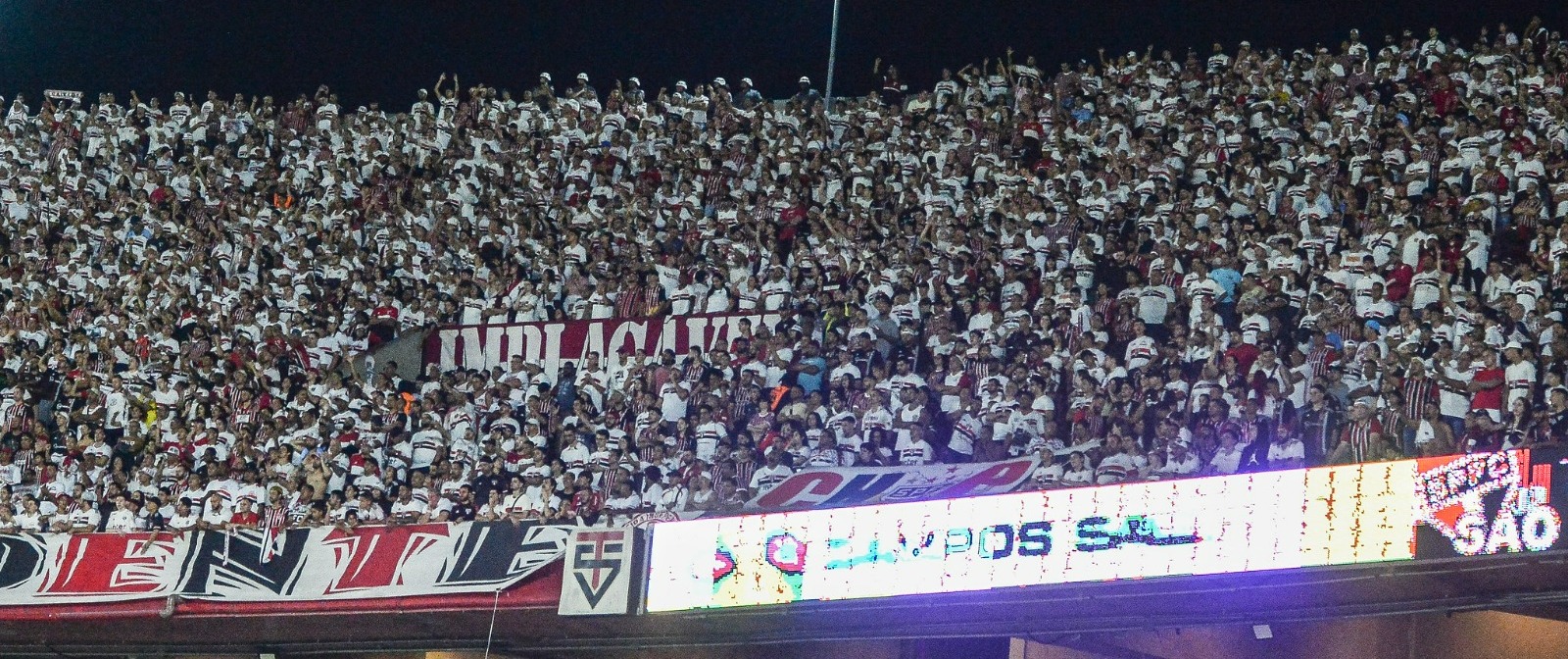 Casa cheia: São Paulo vende mais de 40 mil ingressos para o Majestoso no Morumbis