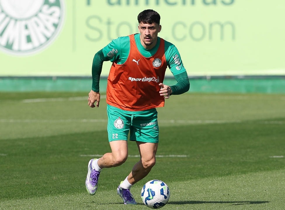 Piquerez confiante para vitória no Maracanã após retomada do Palmeiras