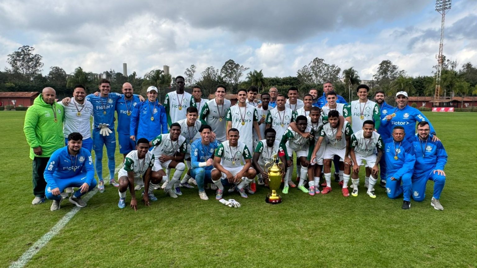 Palmeiras Sub-19 domina final e conquista título internacional em Cotia